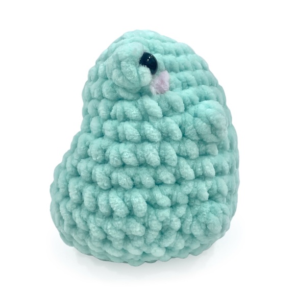 Amigurumi Kawaii Cheeky Frog Hand/Homemade Plushie in Seafoam Green NWOT - Picture 6 of 10